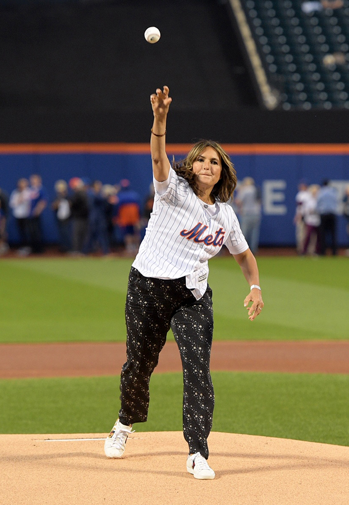 NYMETS_FIRSTPITCH_09.jpg