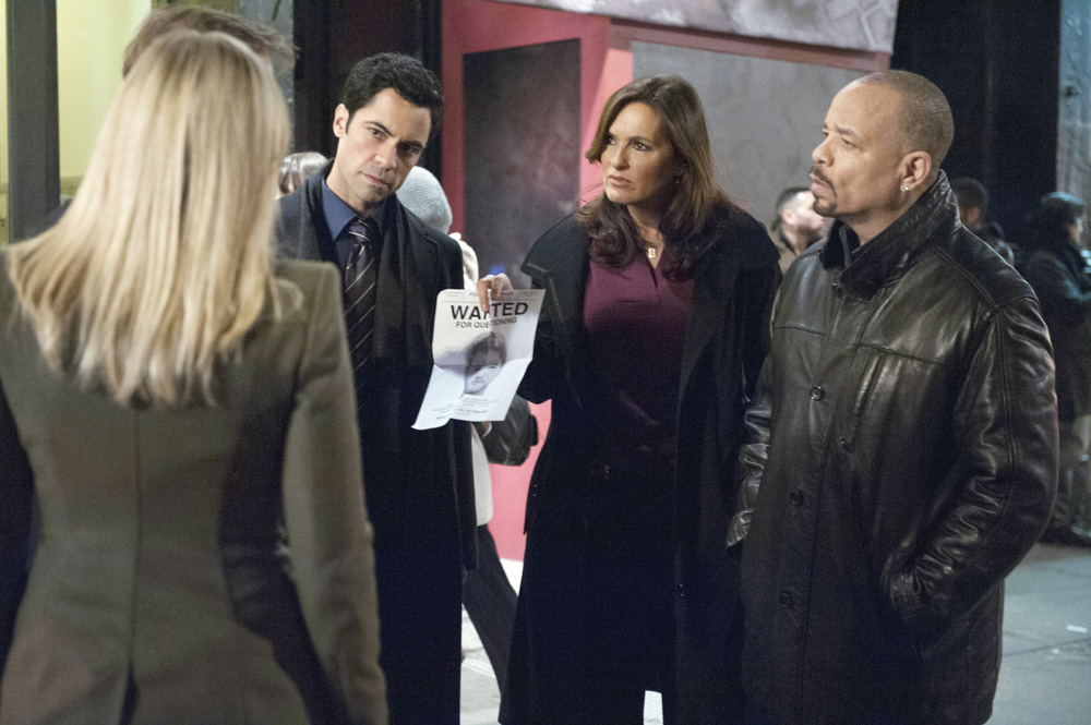 SVU_S14STILLS_02.jpg