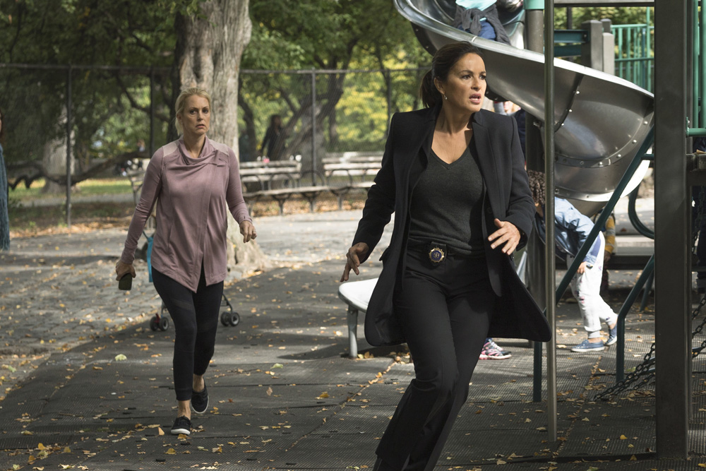 SVU_S17STILLS_4.jpg