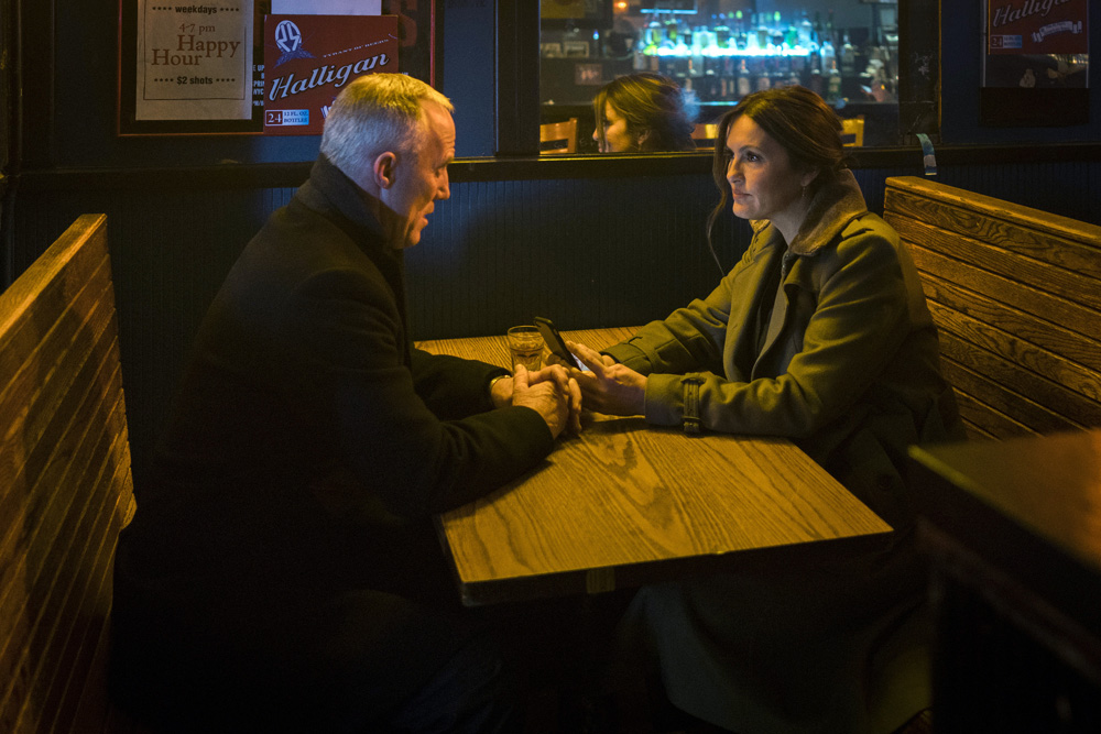 SVU_S17STILLS_1.jpg