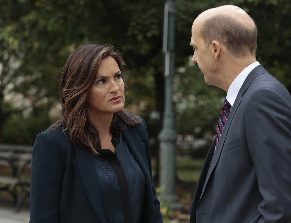 SVU_S18STILLS_02.jpg