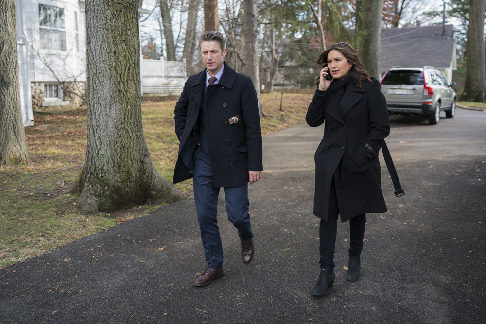 SVU_S18STILLS_4.jpg