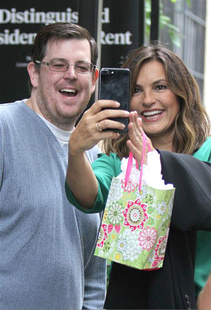 SVU_S19ONSET_17.jpg