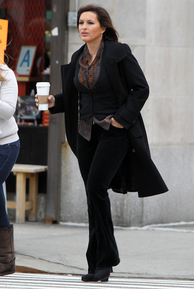 SVU_ONSETS13_36.jpg