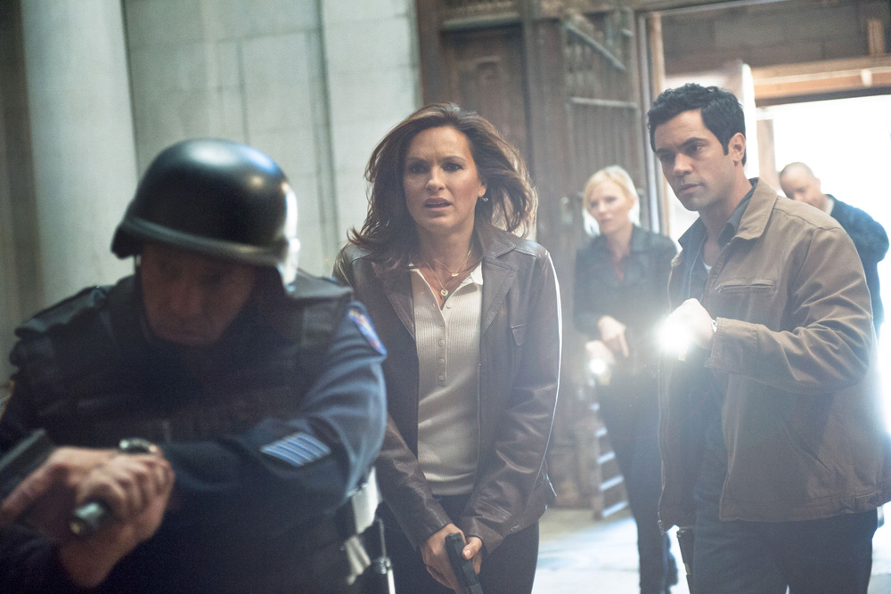 SVU_S14STILLS_06.jpg