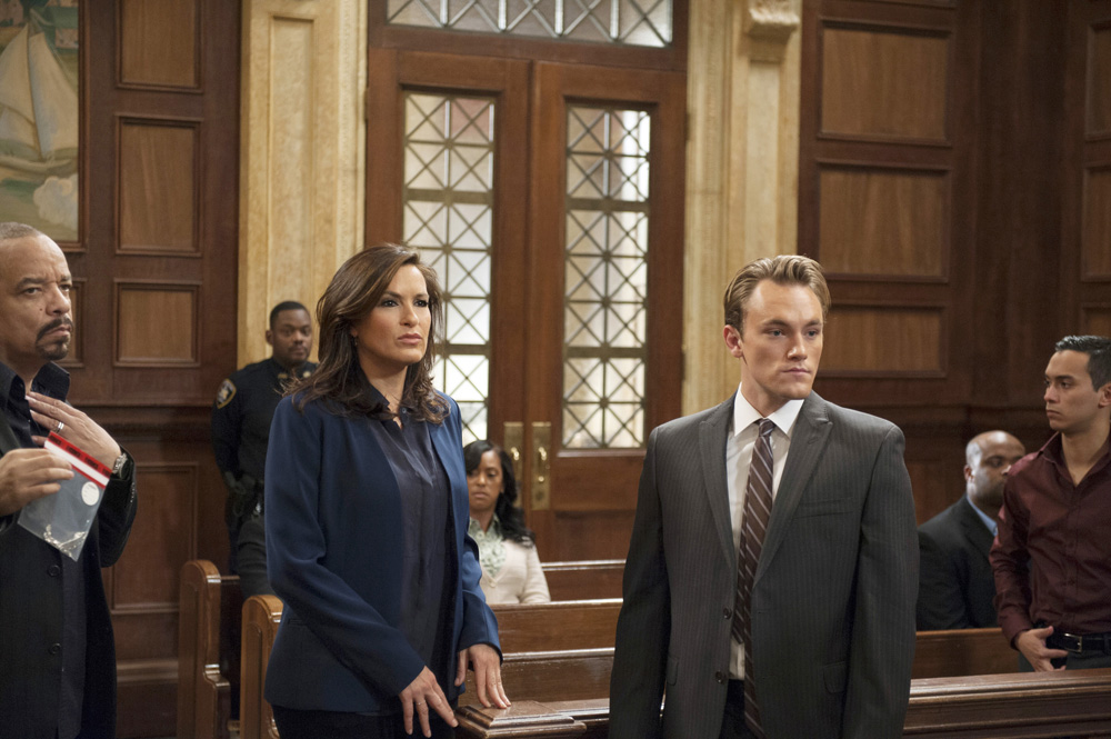 SVU_S14STILLS_01.jpg