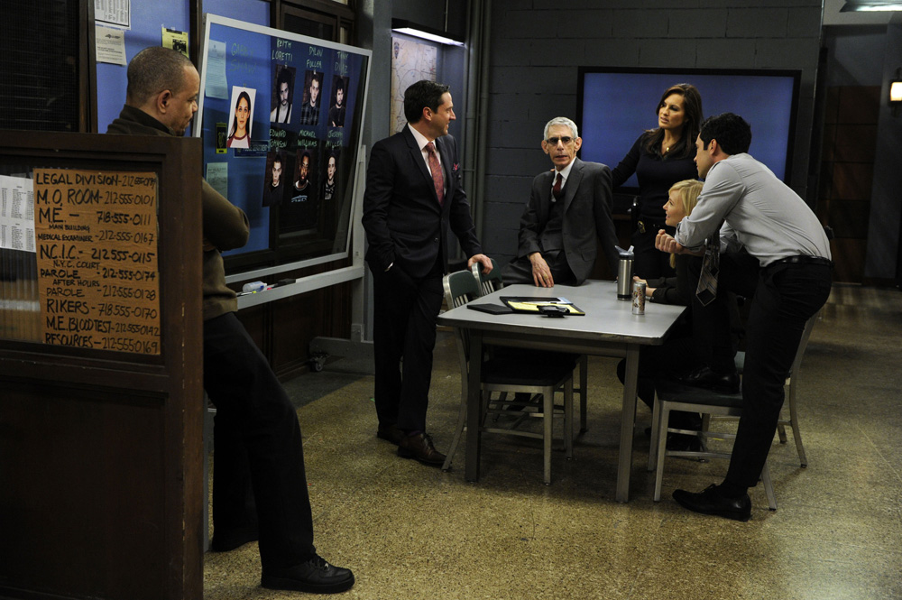 SVU_S14STILLS_3.jpg