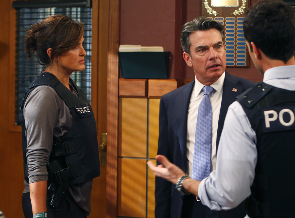 SVU_S16STILLS_8.jpg