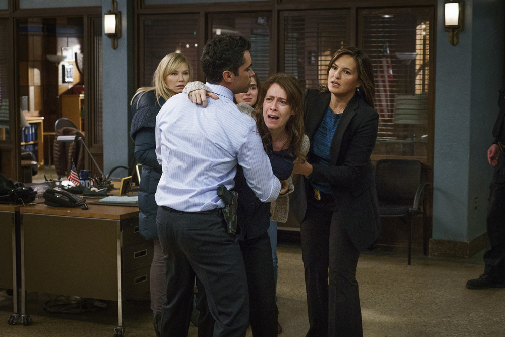 SVU_S16STILLS_6.jpg