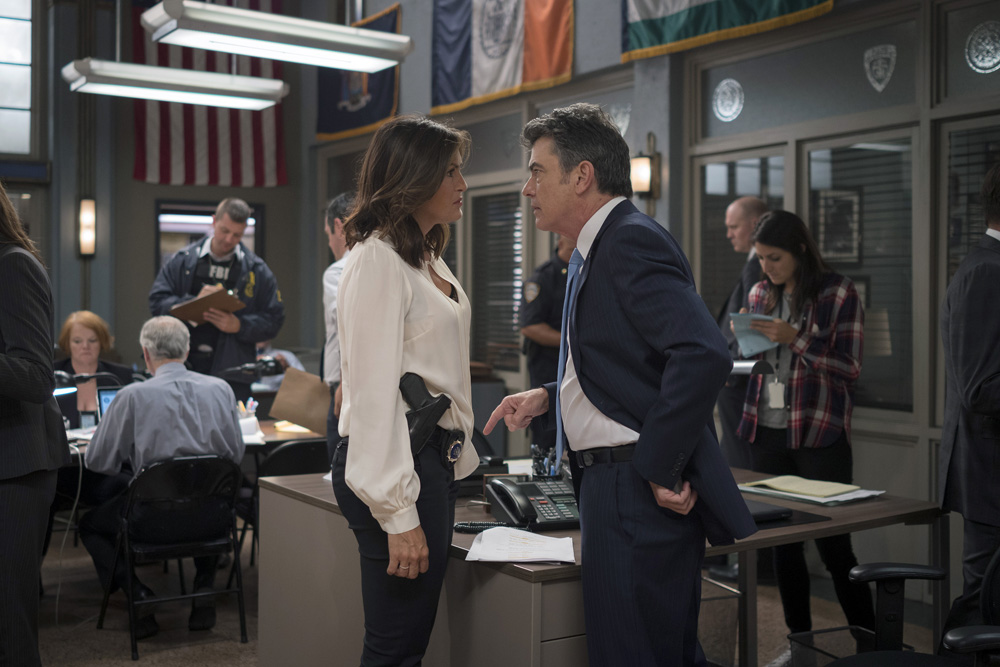 SVU_S18STILLS_4.jpg