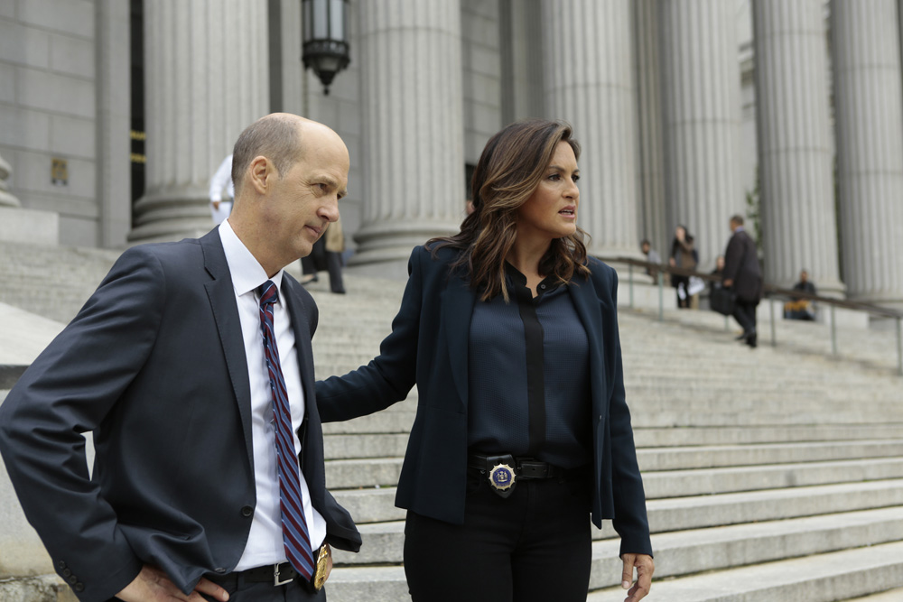 SVU_S18STILLS_01.jpg