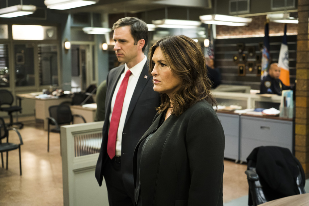 SVU_S18STILLS_3.jpg