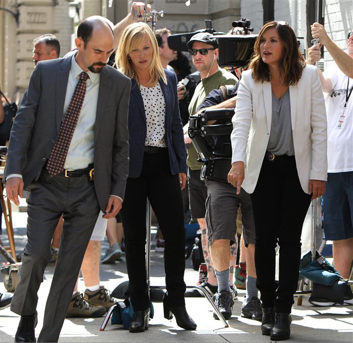 SVU_S19ONSET_05.jpg