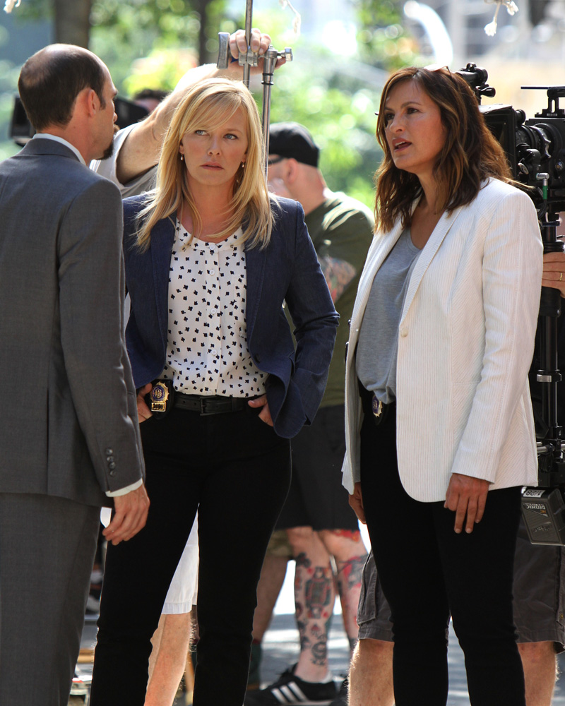 SVU_S19ONSET_15.jpg