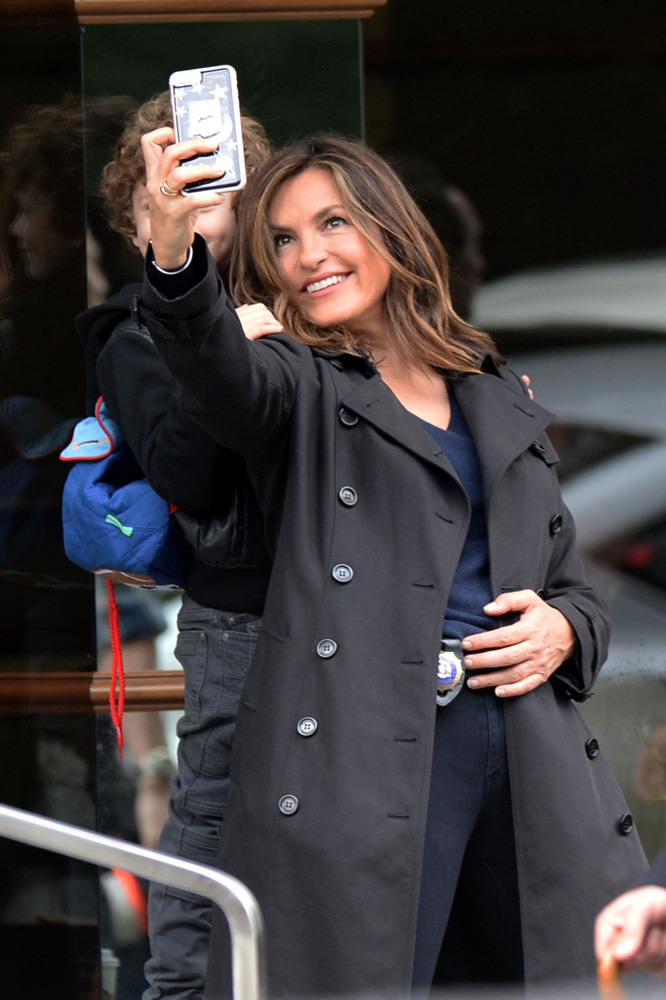 SVU_S19ONSET_04.jpg