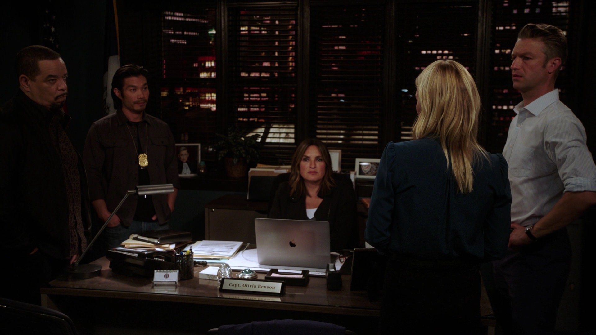 SVU210700810.jpg