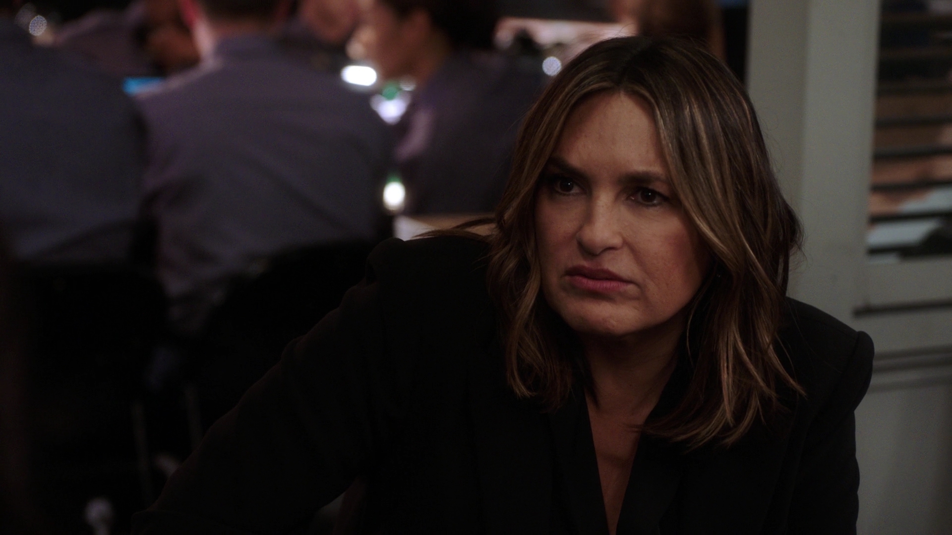 SVU211001024.jpg