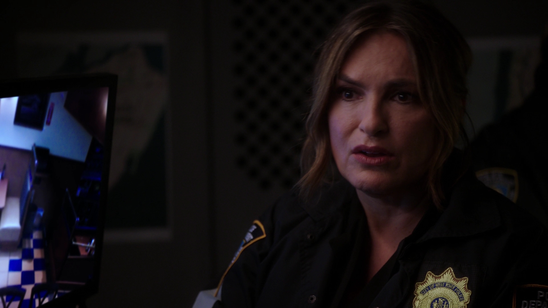 SVU211001701.jpg