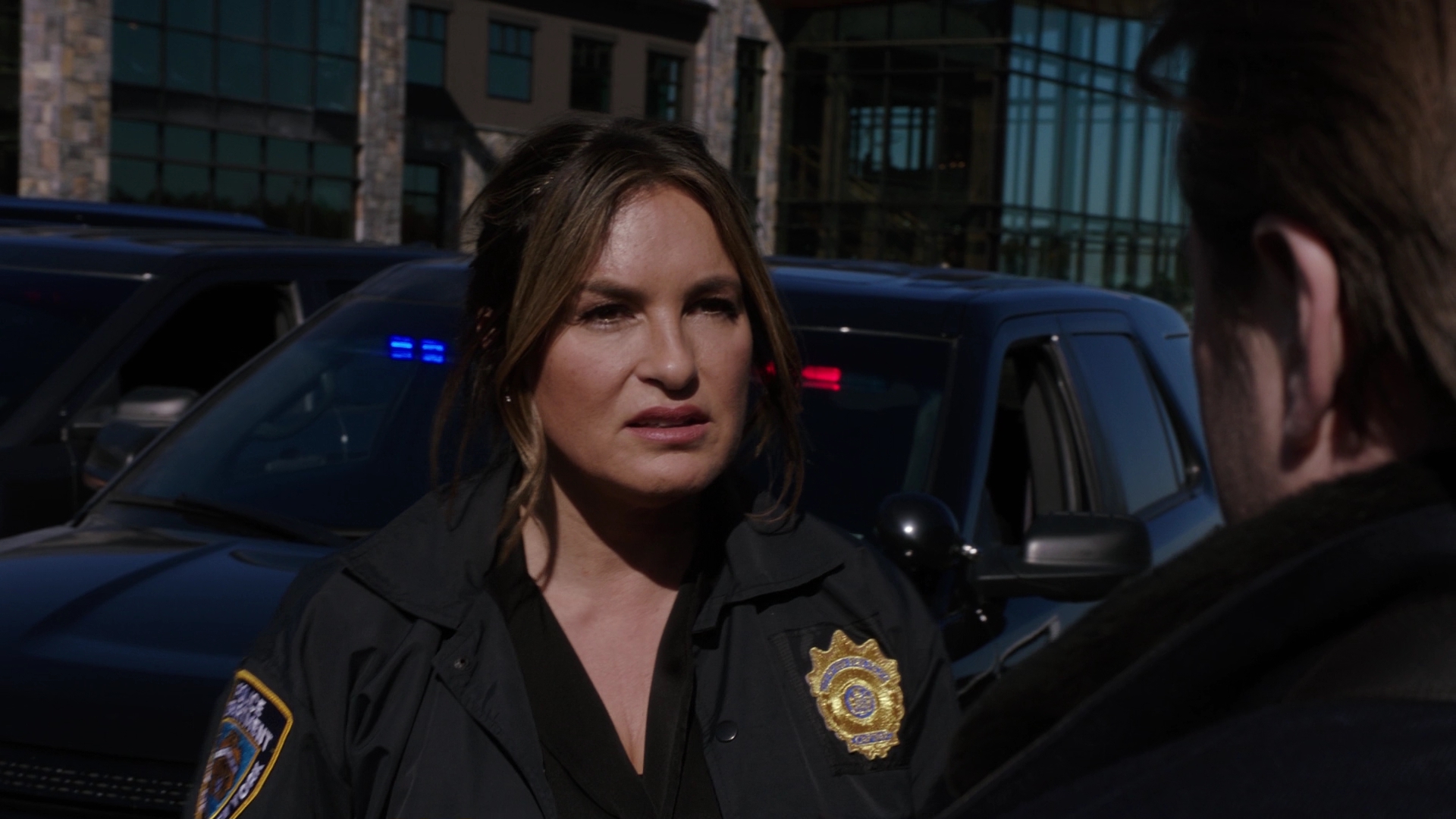 SVU211002131.jpg