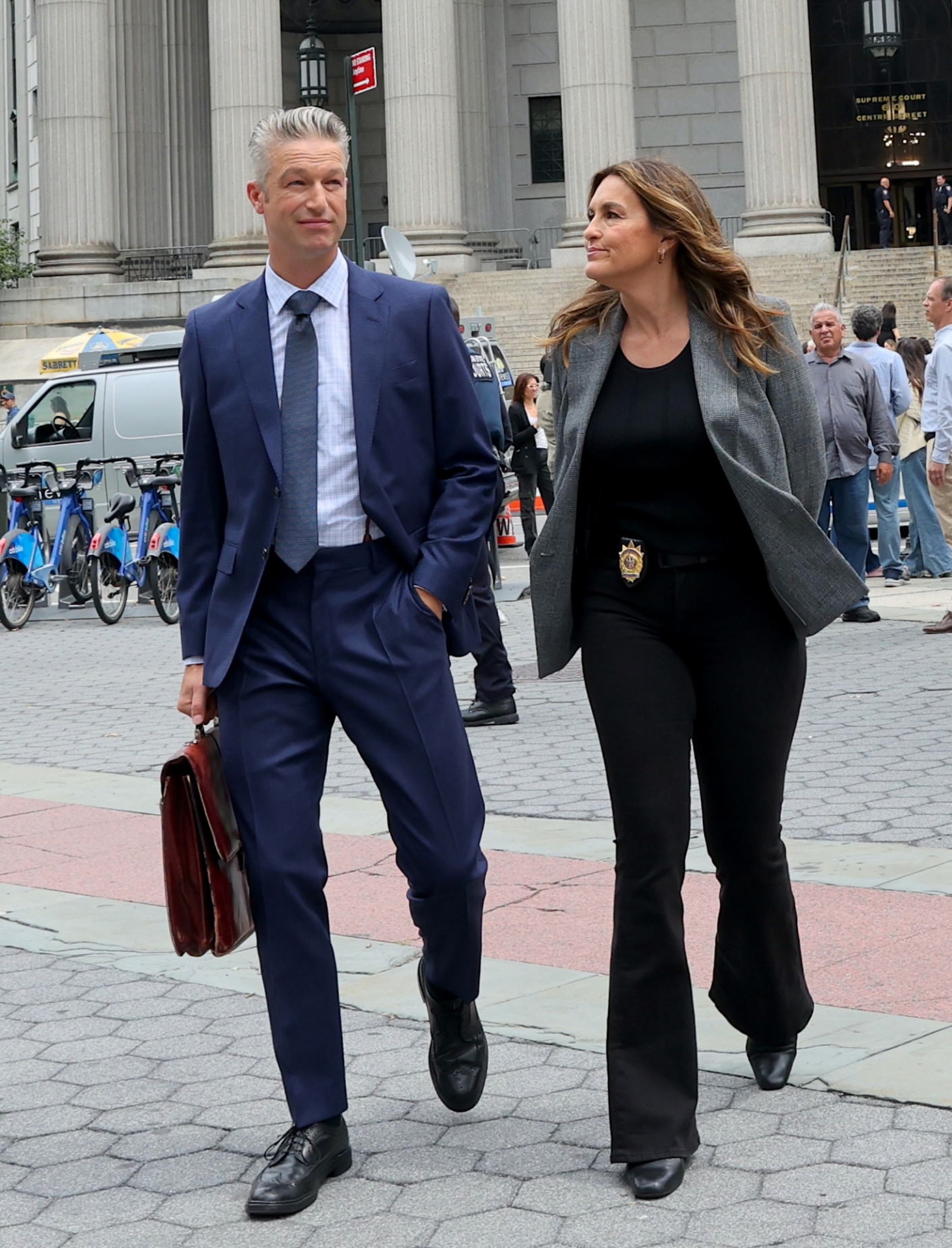 SVU_S26_ONSET_240722_13.jpg